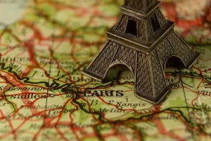 eiffel-tower-1839974_640